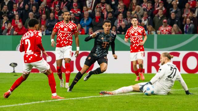 Musiala-Gala in Mainz: Bayern locker im Pokal-Achtelfinale