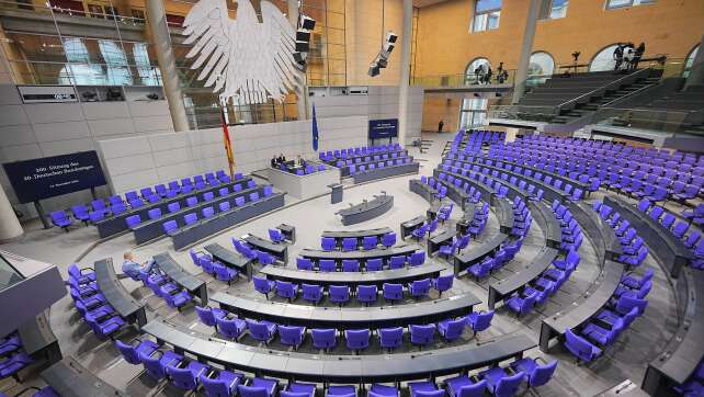 Bundestag in Standby-Modus - AfD, BSW und Linke protestieren