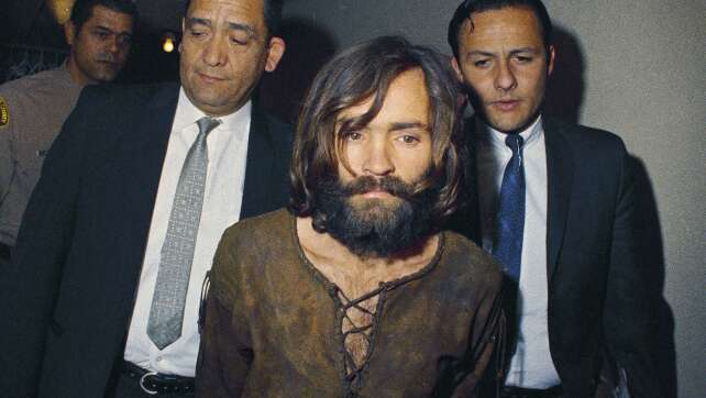 Doku: Charles Manson sprach am Telefon über frühere Morde