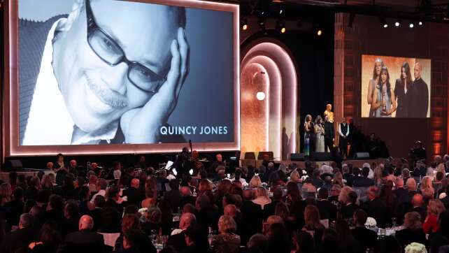 Stars bei Ehren-Oscar-Gala: verstorbener Quincy Jones geehrt