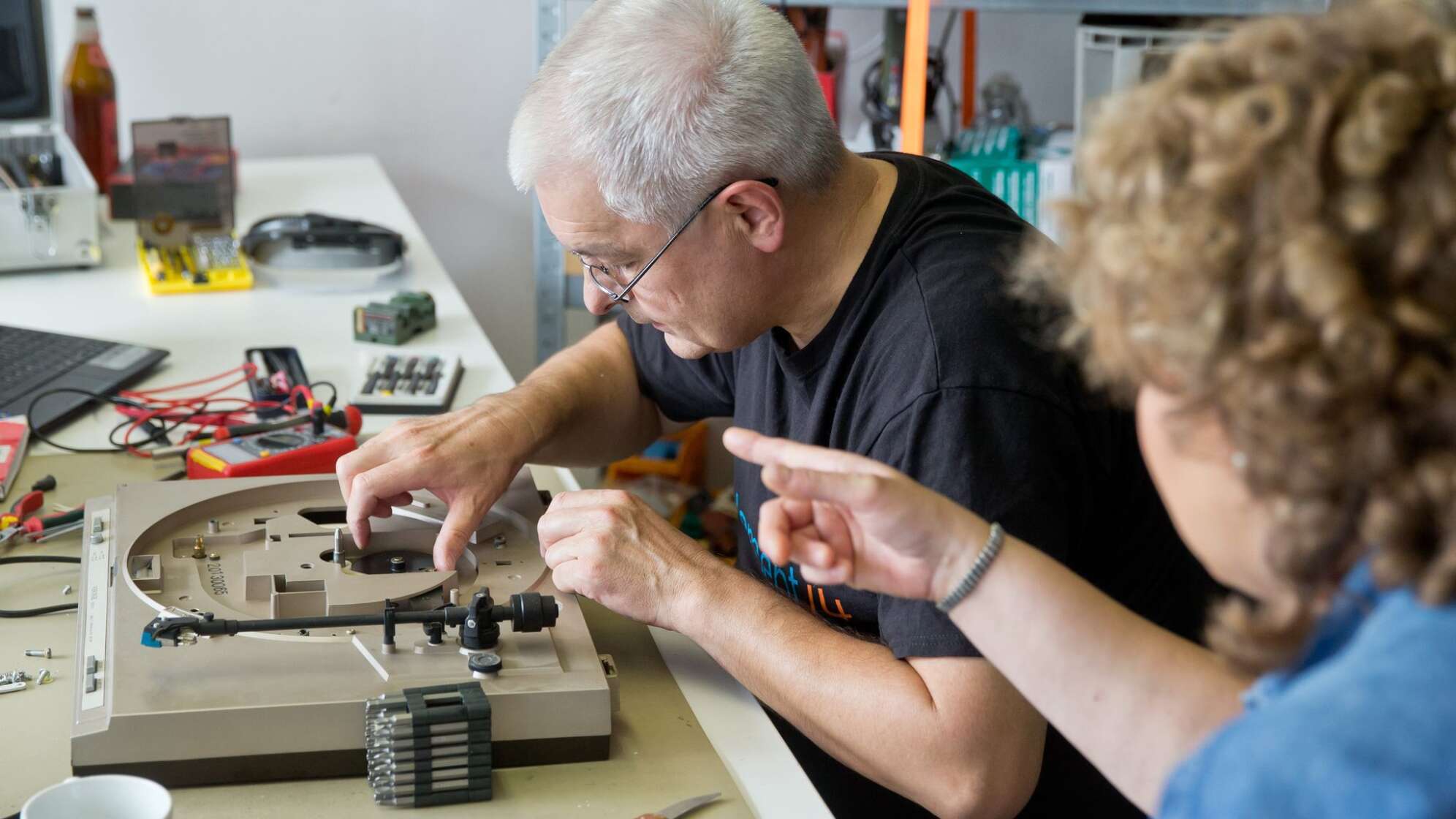 Reparieren im Café