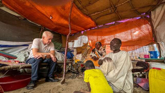 Flüchtlingsrat-Chef Egeland: Sudan vor totalem Zusammenbruch