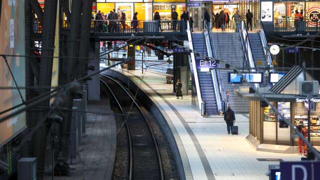 Gravierende Störungen bei der Bahn im Norden und Westen