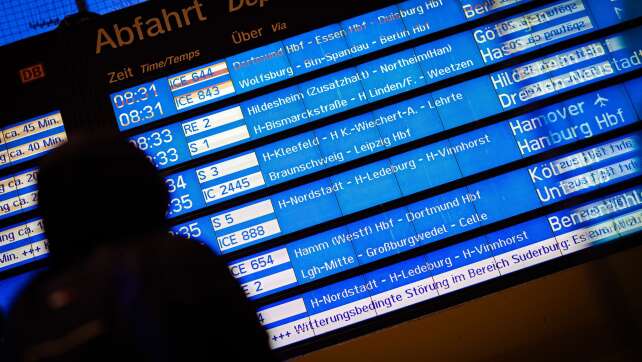 Sturmtief trifft die Bahn: Jeder zweite Fernzug verspätet