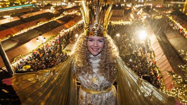 Nürnberger Christkindlesmarkt wird eröffnet