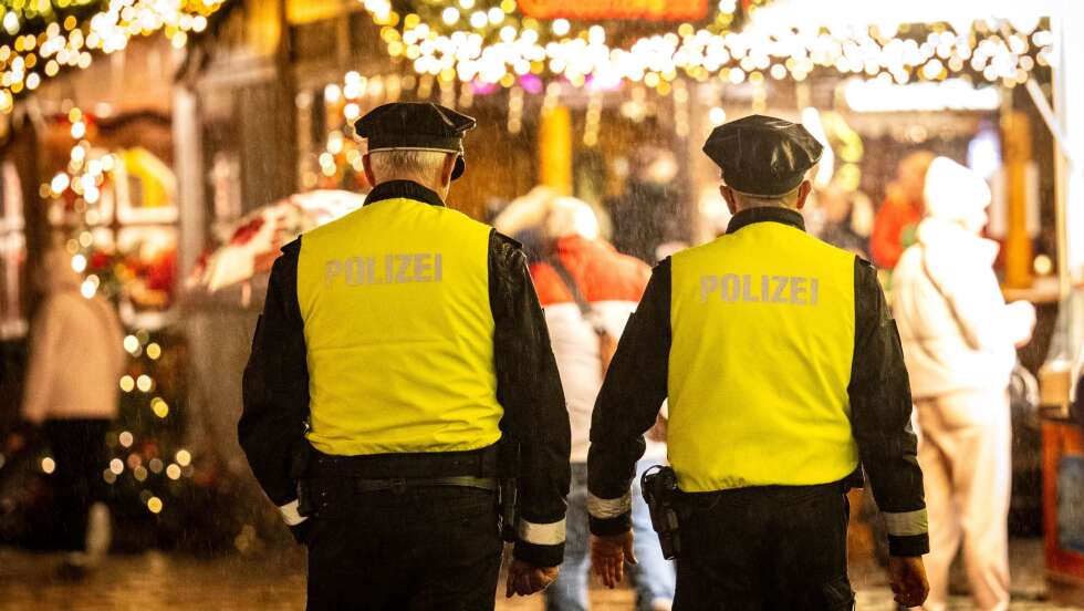 Entwarnung in Augsburg: Keine Anschlagspläne auf Christkindlesmarkt, Stadt verweist auf weitreichendes Sicherheitskonzept