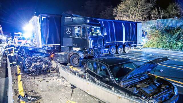 Lkw-Fahrer nach Chaosfahrt in Psychiatrie