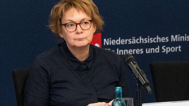 Ministerin kritisiert Gewalt bei Nikolausbrauch «Klaasohm»